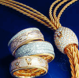 Image - Wellendorf Golden Seduction - the jewelry you always wanted but could never find is here  