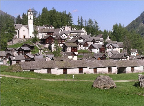 Bosco Gurin - die authentische Valser Gemeinde im Tessin - CyTRAP's südliches Büro.